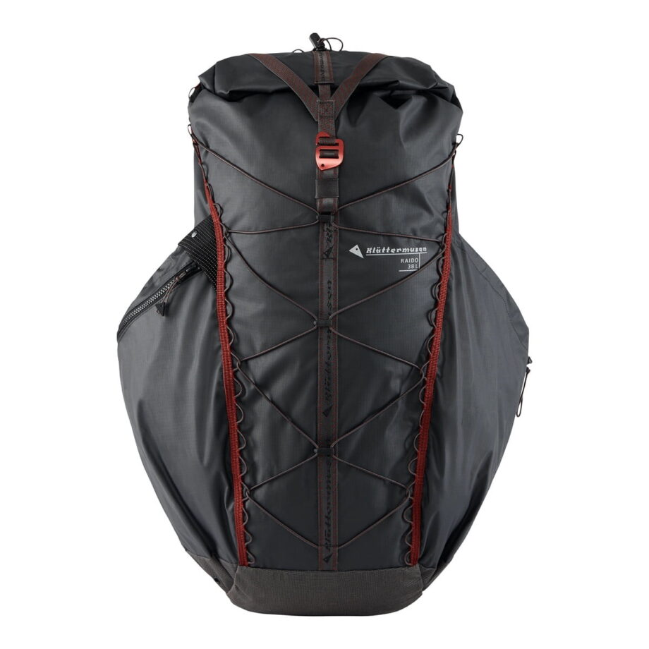 Klättermusen Raido Backpack 38L kjøper du på SQOOP outdoor Norway - SQOOP.no